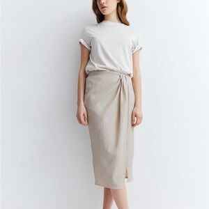 Cream H&M textured knit midi skirt - worn once!